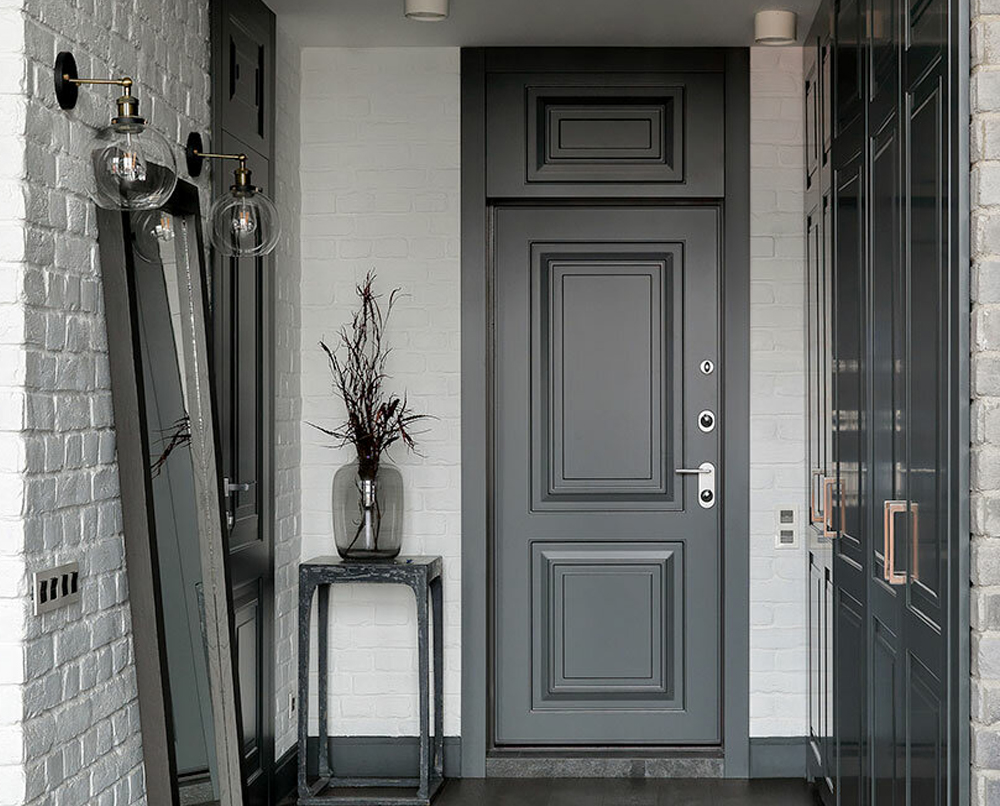 Входная дверь в квартиру  Элит 8